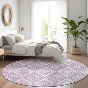 HomeRoots 8' Lavender and Ivory Geometric Round Rug - Washable, UV-Protected, Perfect for High-Traffic Areas! 668412