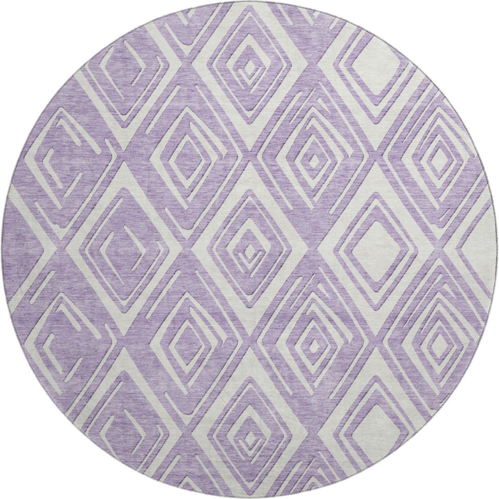 HomeRoots 8' Lavender and Ivory Geometric Round Rug - Washable, UV-Protected, Perfect for High-Traffic Areas! 668412