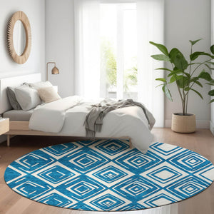 HomeRoots 8' Navy Blue and Ivory Geometric Round Rug - Washable, UV-Protected, Ideal for High-Traffic Areas 668418