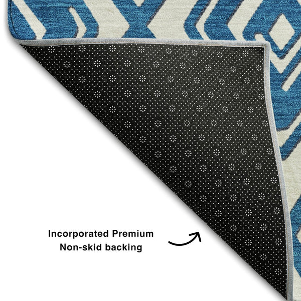 HomeRoots 8' Navy Blue and Ivory Geometric Round Rug - Washable, UV-Protected, Ideal for High-Traffic Areas 668418