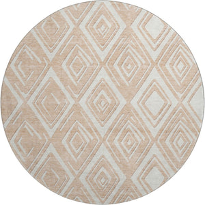 HomeRoots 8' Peach and Ivory Geometric Washable Round Rug - Durable, Stain-Resistant, UV Protected Design for Homes 668430