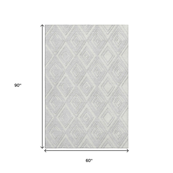 HomeRoots 5' X 8' Stylish Silver & Ivory Geometric Washable Area Rug with UV Protection for High Traffic Homes 668447