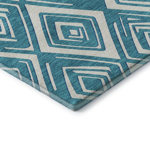HomeRoots 8' Teal And Ivory Geometric Round Rug - Washable, Durable, UV Protected, Perfect for Busy Homes! 668460