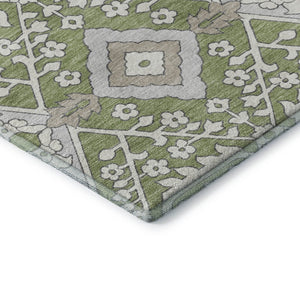 HomeRoots 5' Washable Floral Area Rug in Artichoke Green, Ivory & Gray - Durable, UV-Protected & Stylish! 668473