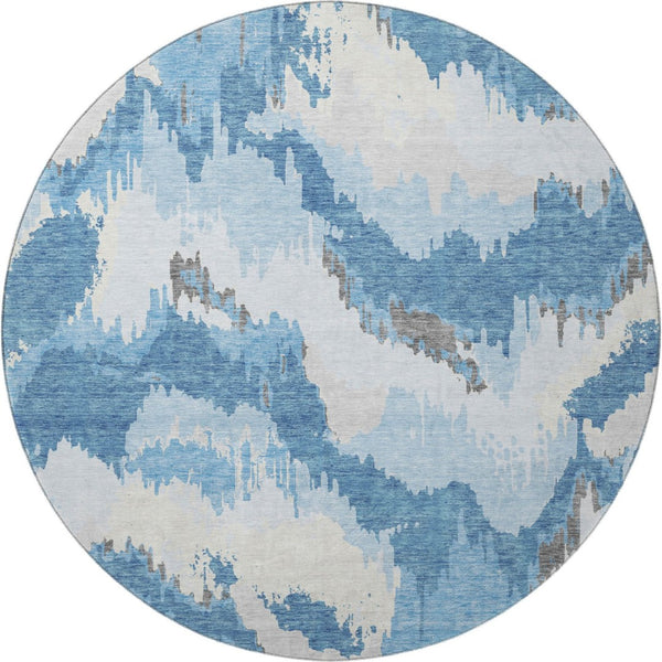 HomeRoots 8' Blue And Ivory Abstract Round Rug - Washable, UV Protected, Stain Resistant for High Traffic Areas 668630
