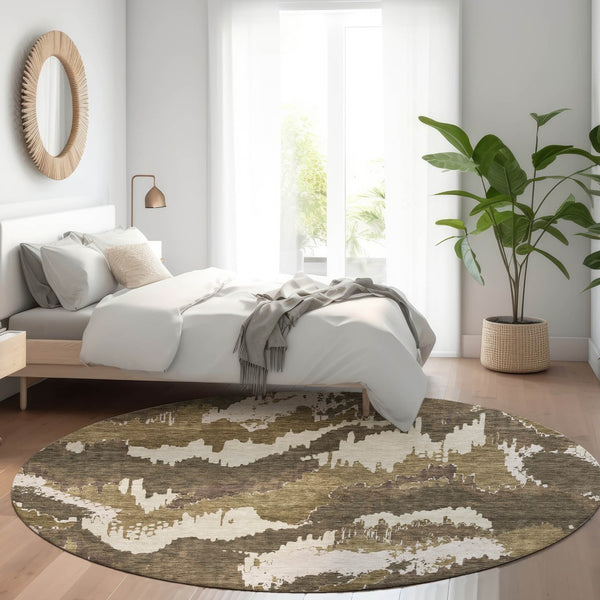 HomeRoots 8' Brown and Beige Abstract Modern Round Rug - Washable, UV Protected, Perfect for Busy Homes 668636