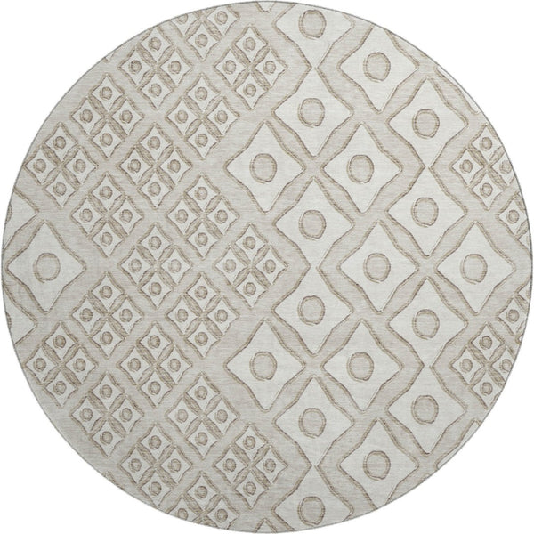 HomeRoots 8' Washable Beige & Ivory Geometric Round Rug with UV Protection - Stylish & Stain-Resistant Design 668703