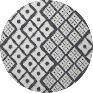 HomeRoots 8' Black And Ivory Geometric Round Rug - Washable, UV-Protected, Durable for High-Traffic Areas 668709