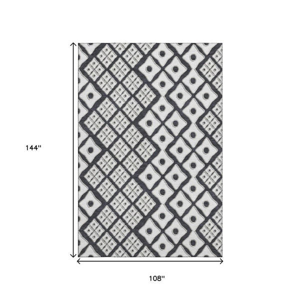 HomeRoots 9' X 12' Black And Ivory Geometric Area Rug - Stylish, Washable, UV-Protected for High-Traffic Spaces 668711