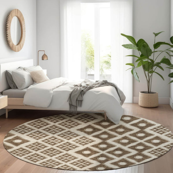 HomeRoots 8' Modern Brown and Beige Geometric Washable Round Rug with UV Protection for Active Homes 668715
