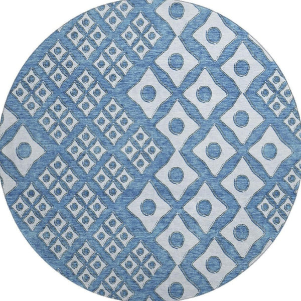 HomeRoots 8' Denim Blue and Silver Geometric Round Rug - Washable, UV Protected, Perfect for Modern Spaces! 668721