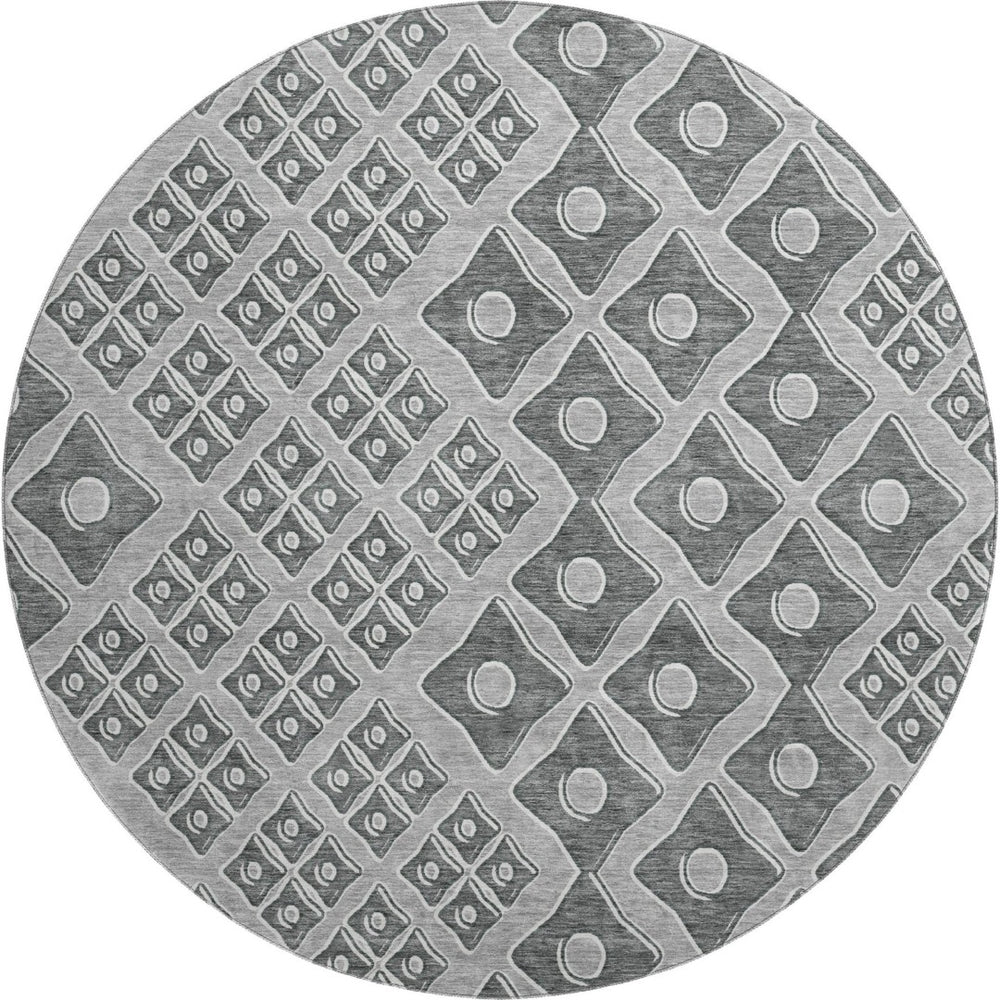 HomeRoots 8' Gray and Charcoal Geometric Round Rug - Washable, UV Protected, Durable for Kids and Pets! 668727