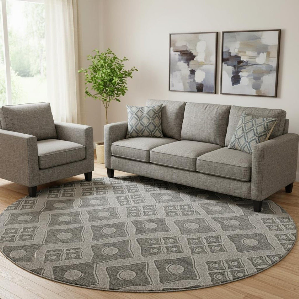 HomeRoots 8' Gray and Charcoal Geometric Round Rug - Washable, UV Protected, Durable for Kids and Pets! 668727
