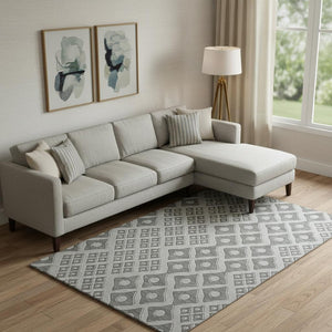 HomeRoots 8' X 10' Gray & Charcoal Geometric Washable Area Rug - Durable, UV Protected, Perfect for Homes! 668728