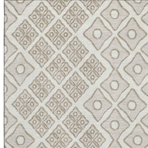 HomeRoots 8' X 10' Ivory & Beige Geometric Area Rug - Washable, UV Protected, Stylish & Stain Resistant Design 668734