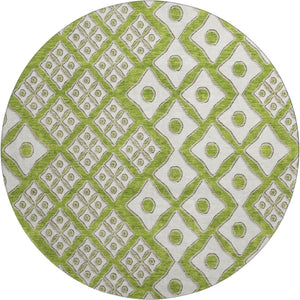 HomeRoots 8' Vibrant Lime Green & Ivory Geometric Round Rug - Washable, UV-Protected, Perfect for High-Traffic Homes 668739