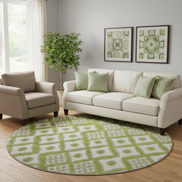 HomeRoots 8' Vibrant Lime Green & Ivory Geometric Round Rug - Washable, UV-Protected, Perfect for High-Traffic Homes 668739