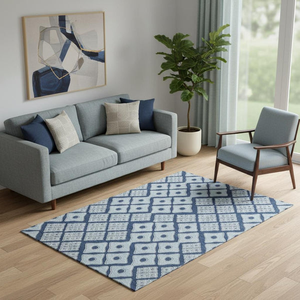 HomeRoots 5' Navy Blue & Sky Blue Geometric Area Rug - Washable, UV Protected, Stain Resistant for Busy Homes 668744