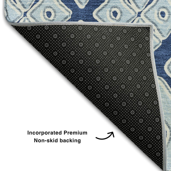 HomeRoots 8' Stylish Navy & Sky Blue Geometric Washable Round Rug with UV Protection - Perfect for Any Space! 668745