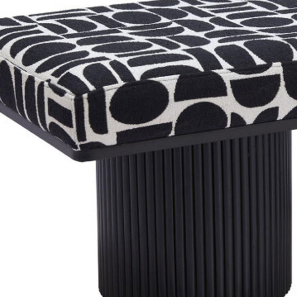 HomeRoots 49" Upholstered Bench with Stylish White Fabric and Solid Wood, Perfect for Entryway Seating & Decor 668858