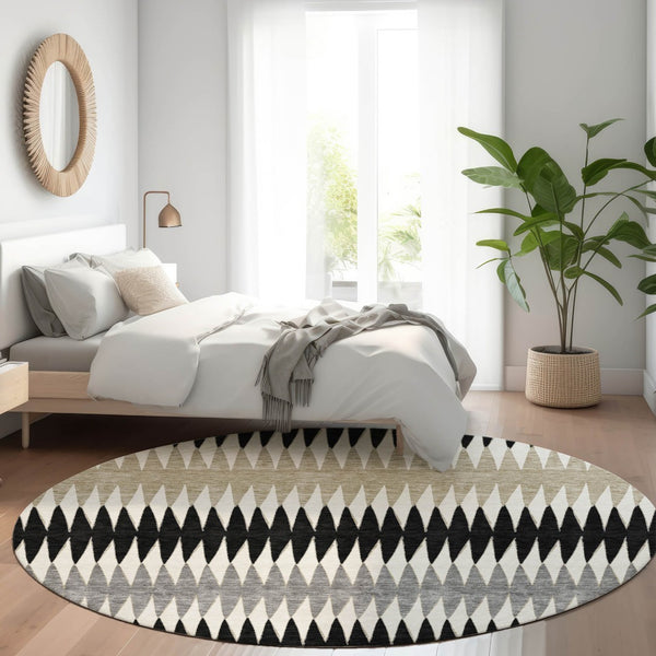 HomeRoots 8' Stylish Black Gray and Ivory Striped Washable Round Rug with UV Protection for High-Traffic Areas 668955