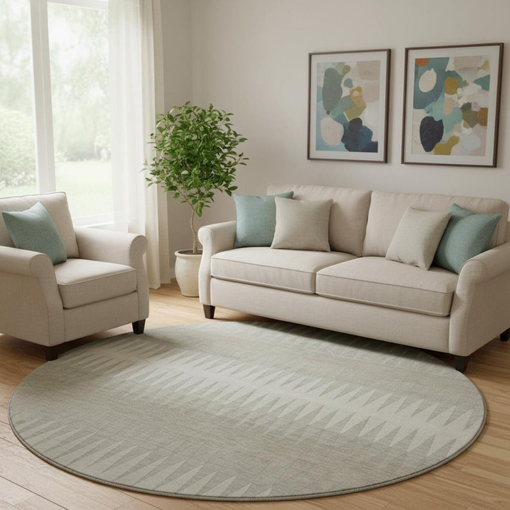 HomeRoots 8' Ivory and Beige Striped Washable Round Rug - UV Protected, Easy-Care, Perfect for Homes with Kids & Pets 668973