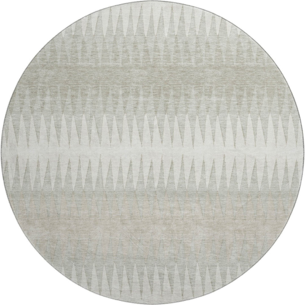 HomeRoots 8' Ivory and Beige Striped Washable Round Rug - UV Protected, Easy-Care, Perfect for Homes with Kids & Pets 668973