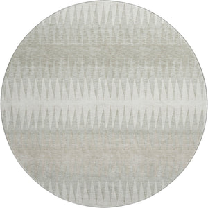 HomeRoots 8' Ivory and Beige Striped Washable Round Rug - UV Protected, Easy-Care, Perfect for Homes with Kids & Pets 668973
