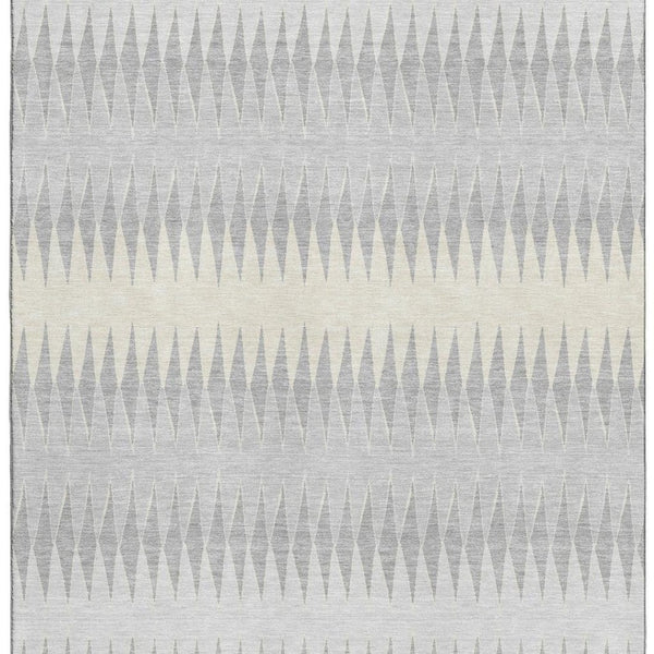 HomeRoots 5' X 8' Washable Silver Ivory Gray Striped Area Rug - Durable, Stain-Resistant & UV Protected! 668996