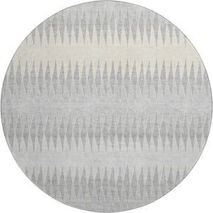 HomeRoots 8' Silver Ivory and Gray Striped Round Rug - Washable, UV Protected, Stain-Resistant, Modern Elegance 668997