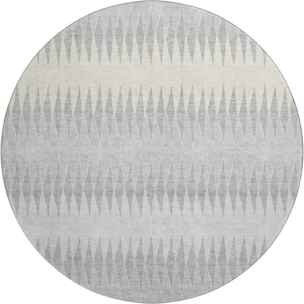 HomeRoots 8' Silver Ivory and Gray Striped Round Rug - Washable, UV Protected, Stain-Resistant, Modern Elegance 668997
