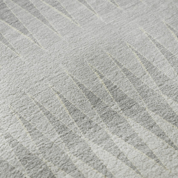 HomeRoots 8' Silver Ivory and Gray Striped Round Rug - Washable, UV Protected, Stain-Resistant, Modern Elegance 668997