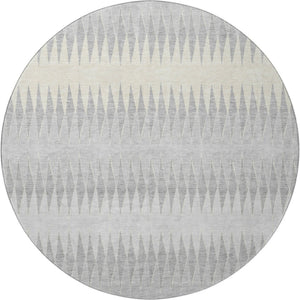 HomeRoots 8' Silver Ivory and Gray Striped Round Rug - Washable, UV Protected, Stain-Resistant, Modern Elegance 668997