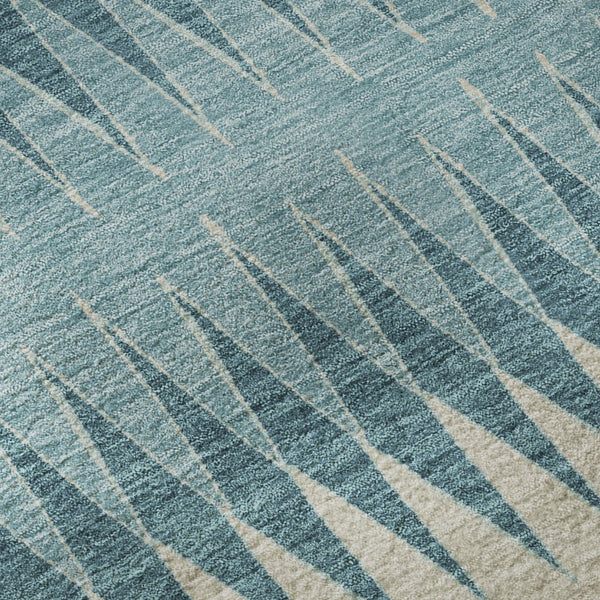 HomeRoots 8' Teal and Beige Striped Round Rug - Washable, UV-Protected, Durable Design for Homes with Kids & Pets 669009
