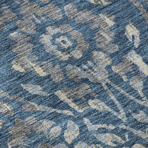 HomeRoots 8' Blue and Gray Floral Washable Round Rug – Durable, UV-Protected, Stylish, Stain-Resistant Design! 669033