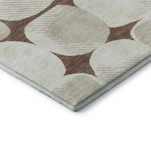 HomeRoots 8' Brown and Ivory Abstract Geometric Round Rug - Washable, UV-Protected, Perfect for Busy Homes! 669171