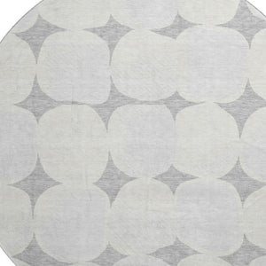 HomeRoots 8' Gray and Ivory Abstract Geometric Washable Round Rug - Stylish, Durable, UV-Protected Design! 669189
