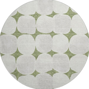 HomeRoots 8' Green and Ivory Abstract Geometric Round Rug - Washable, UV Protected, Perfect for High-Traffic Areas 669195