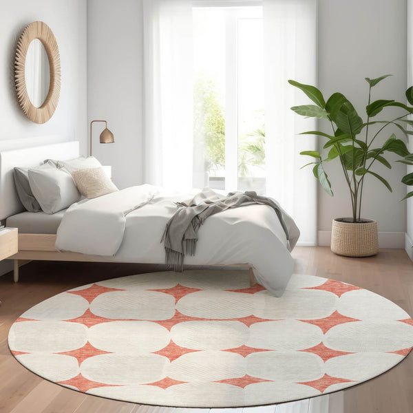 HomeRoots 8' Salmon and Ivory Abstract Geometric Round Rug - Washable, UV Protected, Perfect for High-Traffic Areas! 669231