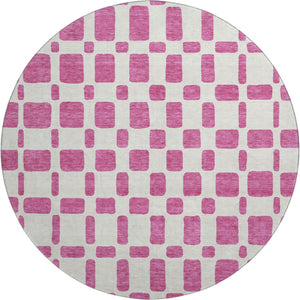 HomeRoots 8' Blush and Ivory Geometric Round Rug - Oversized, Washable, UV-Protected, Perfect for High-Traffic Areas 669261