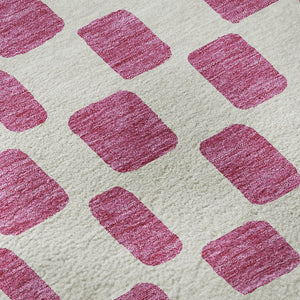 HomeRoots 8' Blush and Ivory Geometric Round Rug - Oversized, Washable, UV-Protected, Perfect for High-Traffic Areas 669261