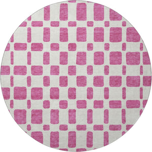 HomeRoots 8' Blush and Ivory Geometric Round Rug - Oversized, Washable, UV-Protected, Perfect for High-Traffic Areas 669261