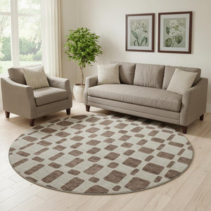 HomeRoots 8' Brown and Ivory Geometric Washable Round Rug - Durable, UV-Resistant, Perfect for High-Traffic Spaces! 669267