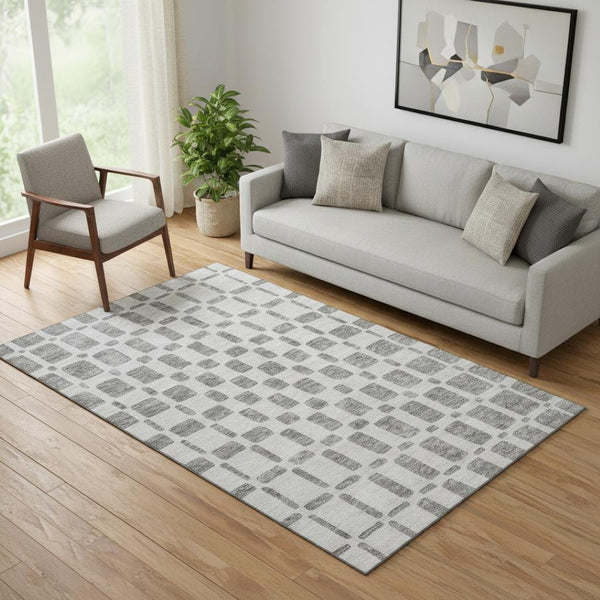 HomeRoots 5' X 8' Gray And Ivory Geometric Area Rug - Stain-Resistant, UV Protected, Easy Care for Modern Homes 669272