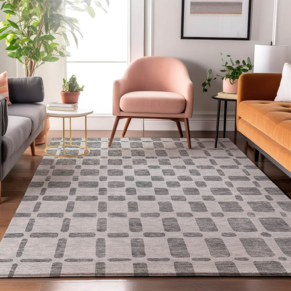HomeRoots 5' X 8' Gray And Ivory Geometric Area Rug - Stain-Resistant, UV Protected, Easy Care for Modern Homes 669272