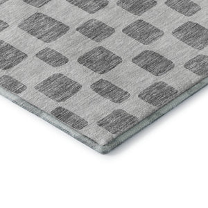 HomeRoots 5' X 8' Gray And Ivory Geometric Area Rug - Stain-Resistant, UV Protected, Easy Care for Modern Homes 669272