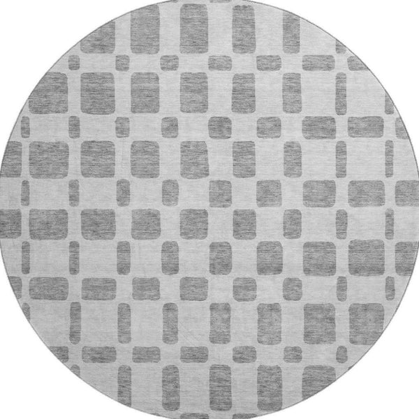 HomeRoots 8' Gray and Ivory Geometric Washable Round Rug with UV Protection for Modern Homes and Outdoor Spaces 669273