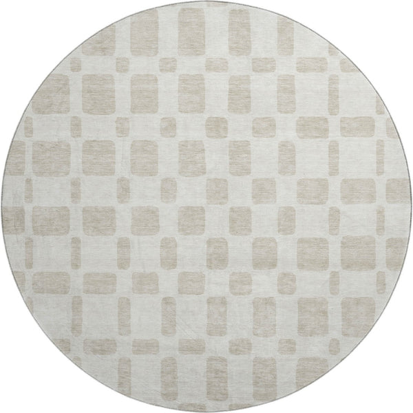 HomeRoots 8' Ivory and Beige Geometric Round Rug - Washable, UV-Protected, Durable for Active Homes & Kids 669279