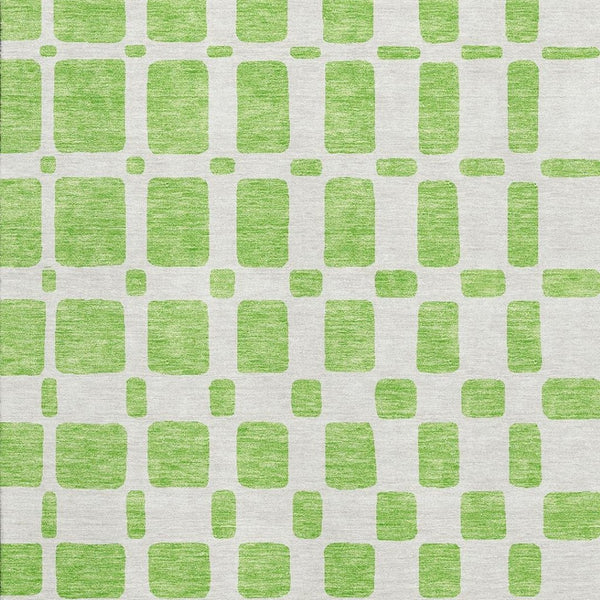 HomeRoots 5' Geometric Lime Green and Ivory Washable Area Rug – UV Protected, Durable & Kid-Friendly Design! 669284