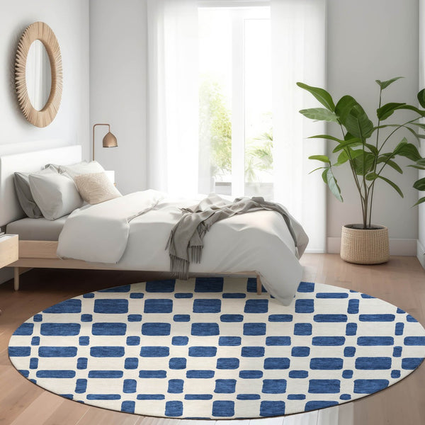 HomeRoots 8' Navy Blue and Ivory Geometric Round Rug - Washable, UV Protected, Perfect for Busy Homes! 669291
